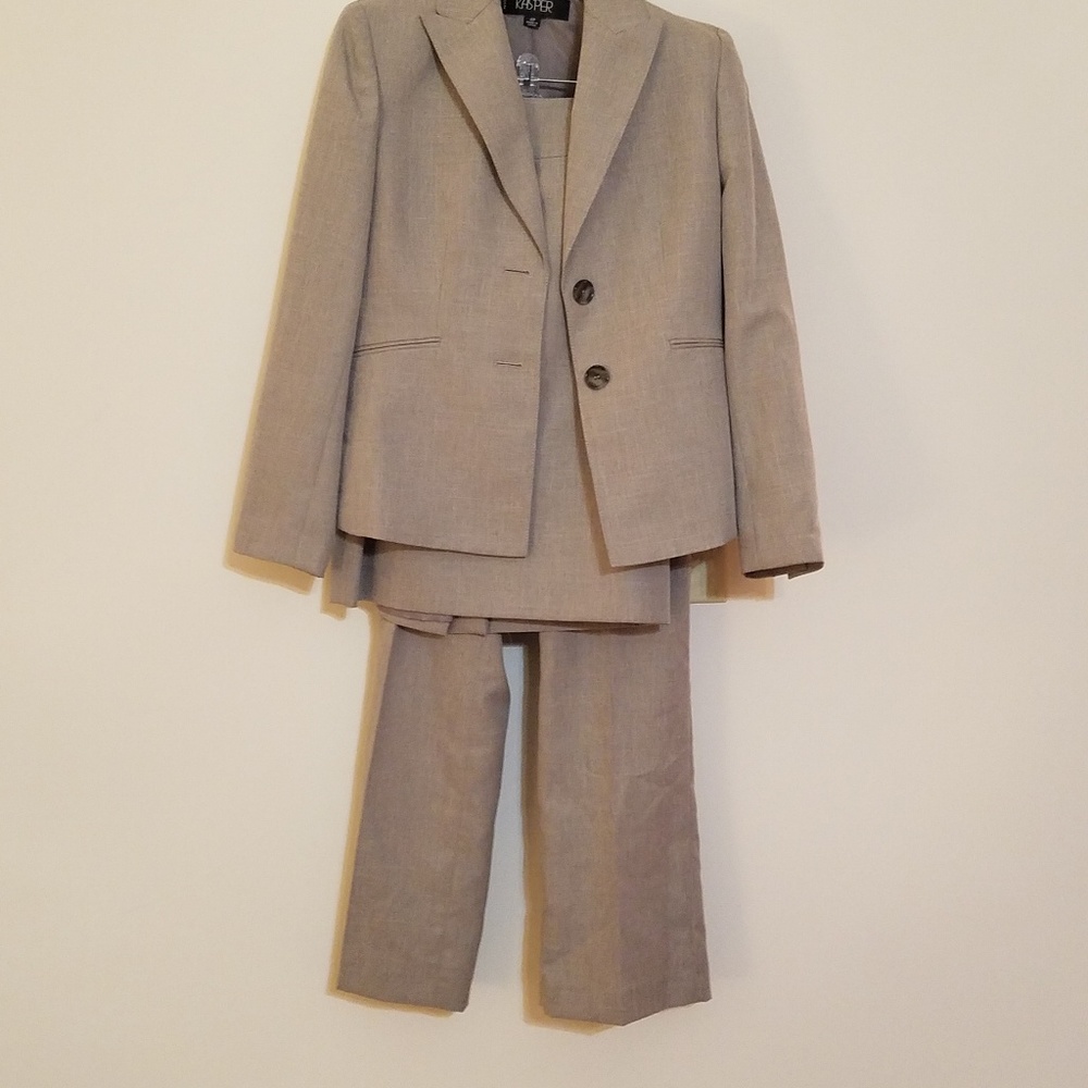 Suit